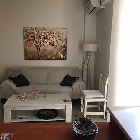 Cozy Studio/apartments Near The Sea Apartmán *