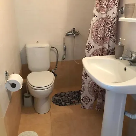 Cozy Studio/apartments Near The Sea Apartmán *