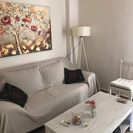 Cozy Studio/apartments Near The Sea Apartmán